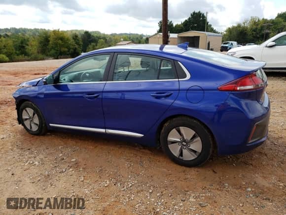 2020 Hyundai Ioniq SE с VIN KMHC75LC9LU243004, выставлен на аукционе Copart как лот 72604124 с пробегом 63 517 миль миль и Списание • Salvage title. История ставок и продаж доступна на DreamBid. Изображение 2.