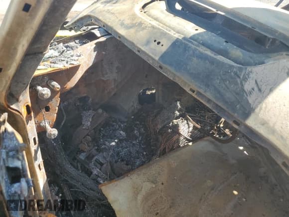 ✅ 2007 MINI Hardtop S • VIN: WMWMF73527TL85874 • Lot: 80091205. Listed on Copart with Not provided. Free auction sales archive from the USA and detailed vehicle history report at DreamBid. Image 9.