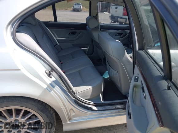 ✅ 2002 BMW 5 Series 540i • VIN: WBADN63422GN87135 • Lot: 43231762. Listed on IAAI with 253,518 mi. Free auction sales archive from the USA and detailed vehicle history report at DreamBid. Image 8.