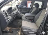 ✅ 2010 Dodge 1500 ST • VIN: 1D7RV1GP5AS240447 • Lot: 84054314. Wystawiony na Copart z przebiegiem 160 843 mil. Bezpłatny archiwum sprzedaży aukcyjnych z USA i szczegółowy raport historii pojazdu na DreamBid. Zdjęcie 7.