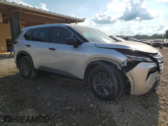 ✅ 2025 Nissan Rogue S • VIN: 5N1BT3AA3SC775222 • Lot: 68118875. Listed on Copart with 9,485 mi. Free auction sales archive from the USA and detailed vehicle history report at DreamBid. Image 4.