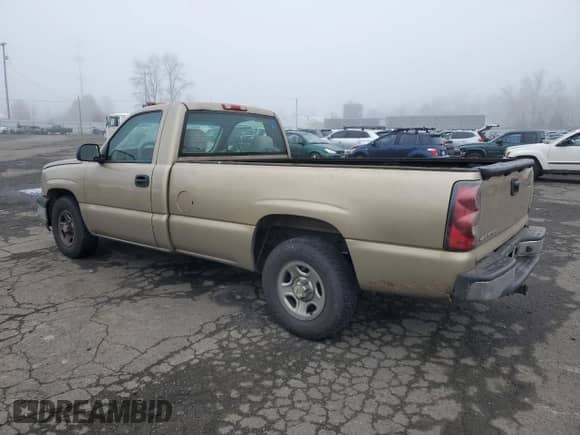 2004 Chevrolet Silverado 1500 LS z VIN 1GCEC14T74E115825, wystawiony jako Copart lot #88708185 z przebiegiem Nie podano mil oraz Szkoda całkowita • Salvage title. Historia ofert i sprzedaży dostępna na DreamBid. Obrazek 2.