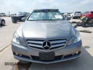 ✅ 2011 Mercedes-Benz E 350 • VIN: WDDKK5GF4BF079091 • Lot: 42187741. Listed on IAAI with 118,265 mi. Free auction sales archive from the USA and detailed vehicle history report at DreamBid. Image 12.