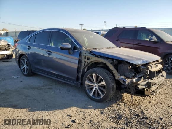 ✅ 2015 Subaru Legacy Limited • VIN: 4S3BNBL69F3073879 • Lot: 91064705. Wystawiony na Copart z przebiegiem 106 612 mil. Bezpłatny archiwum sprzedaży aukcyjnych z USA i szczegółowy raport historii pojazdu na DreamBid. Zdjęcie 4.