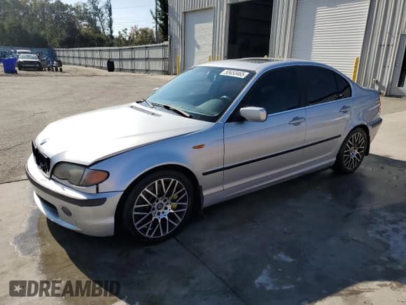 ✅ 2003 BMW 3 Series 330i • VIN: WBAEV53413KM25820 • Lot: 93453465. Wystawiony na Copart z przebiegiem Nie podano. Bezpłatny archiwum sprzedaży aukcyjnych z USA i szczegółowy raport historii pojazdu na DreamBid. Zdjęcie 1.