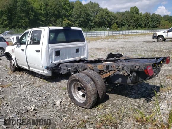 ✅ 2022 Ram 3500 Tradesman • VIN: 3C7WRTCL1NG295073 • Lot: 70974224. Wystawiony na Copart z przebiegiem 307 172 mil. Bezpłatny archiwum sprzedaży aukcyjnych z USA i szczegółowy raport historii pojazdu na DreamBid. Zdjęcie 2.