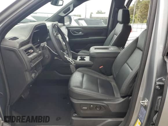 2024 Chevrolet Suburban Z71 z VIN 1GNSKDKD0RR196015, wystawiony jako Copart lot #81410475 z przebiegiem 16 358 mil mil oraz Szkoda całkowita • Salvage title. Historia ofert i sprzedaży dostępna na DreamBid. Obrazek 7.