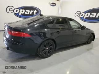 ✅ 2016 Jaguar XF 35t Premium • VIN: SAJBD4BV0GCY14611 • Лот: 45747264. Опубликован ранее на Copart с пробегом 103 146 миль. Бесплатный доступ к архиву аукционных продаж из США и подробный отчёт об истории автомобиля на DreamBid. Изображение 3.