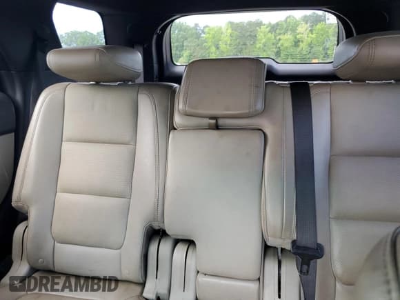 ✅ 2015 Ford Explorer Limited • VIN: 1FM5K7F98FGA74941 • Lot: 60789745. Wystawiony na Copart z przebiegiem 171 757 mil. Bezpłatny archiwum sprzedaży aukcyjnych z USA i szczegółowy raport historii pojazdu na DreamBid. Zdjęcie 10.