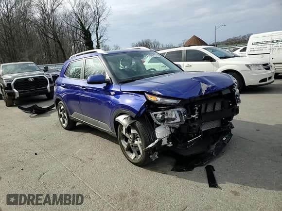 ✅ 2023 Hyundai Venue Limited • VIN: KMHRC8A32PU278595 • Lot: 46461225. Listed on Copart with 2,158 mi. Free auction sales archive from the USA and detailed vehicle history report at DreamBid. Image 12.