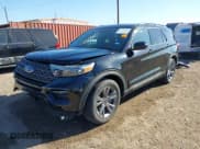 ✅ 2023 Ford Explorer XLT • VIN: 1FMSK7DH9PGA48234 • Lot: 41739825. Wystawiony na IAAI z przebiegiem 35 899 mil. Bezpłatny archiwum sprzedaży aukcyjnych z USA i szczegółowy raport historii pojazdu na DreamBid. Zdjęcie 18.