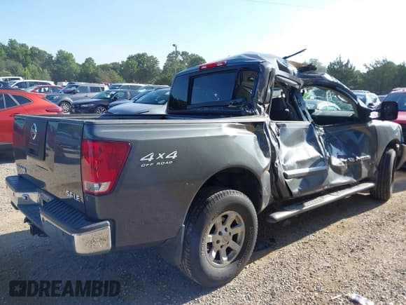 ✅ 2005 Nissan Titan LE • VIN: 1N6AA07BX5N558163 • Lot: 42771090. Listed on IAAI with 155,280 mi. Free auction sales archive from the USA and detailed vehicle history report at DreamBid. Image 4.