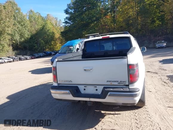 ✅ 2014 Honda Ridgeline RTL • VIN: 5FPYK1F52EB002547 • Лот: 43357992. Опубликован ранее на IAAI с пробегом 140 520 миль. Бесплатный доступ к архиву аукционных продаж из США и подробный отчёт об истории автомобиля на DreamBid. Изображение 16.