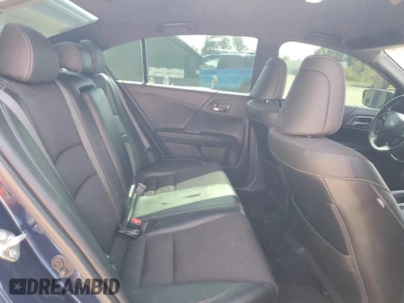 ✅ 2017 Honda Accord Sport • VIN: 1HGCR2F68HA188493 • Lot: 80733985. Wystawiony na Copart z przebiegiem 155 625 mil. Bezpłatny archiwum sprzedaży aukcyjnych z USA i szczegółowy raport historii pojazdu na DreamBid. Zdjęcie 10.