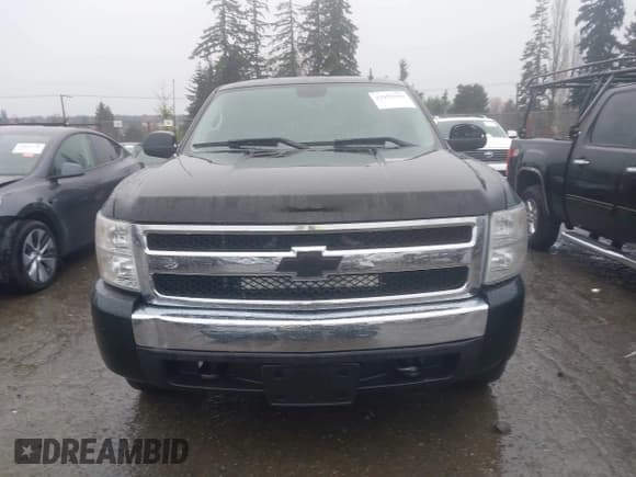 ✅ 2007 Chevrolet Silverado 1500 1LT • VIN: 2GCEK19C471718247 • Lot: 43858066. Wystawiony na IAAI z przebiegiem 159 023 mil. Bezpłatny archiwum sprzedaży aukcyjnych z USA i szczegółowy raport historii pojazdu na DreamBid. Zdjęcie 12.