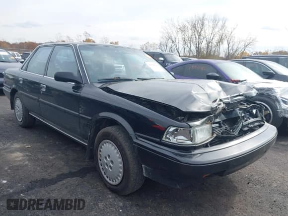✅ 1990 Toyota Camry LE • VIN: JT2SV22E6L0336649 • Lot: 43580196. Listed on IAAI with 171,716 mi. Free auction sales archive from the USA and detailed vehicle history report at DreamBid. Image 1.