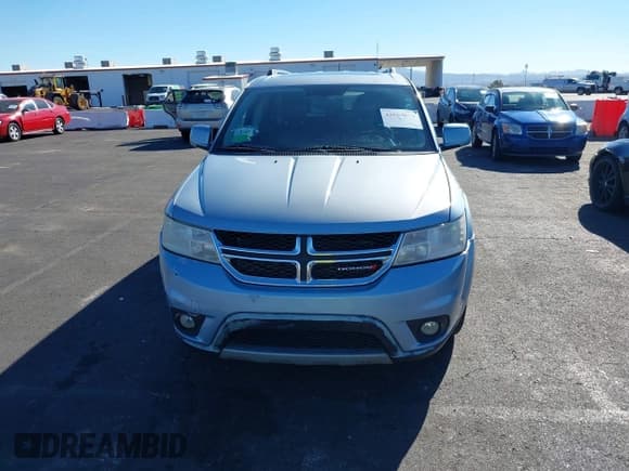 ✅ 2013 Dodge Journey Crew • VIN: 3C4PDCDG7DT712025 • Lot: 43664860. Wystawiony na IAAI z przebiegiem 227 333 mil. Bezpłatny archiwum sprzedaży aukcyjnych z USA i szczegółowy raport historii pojazdu na DreamBid. Zdjęcie 6.