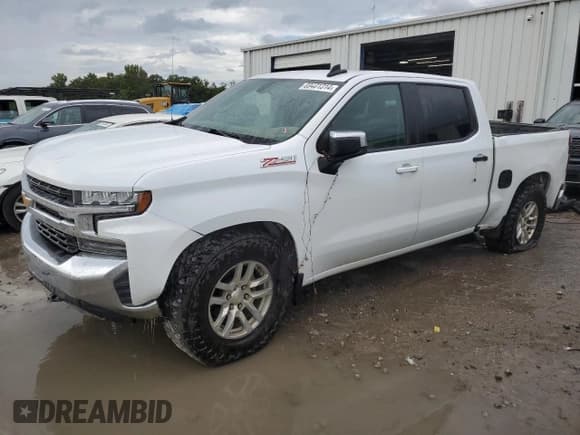 ✅ 2019 Chevrolet Silverado 1500 LT • VIN: 1GCUYDED9KZ199397 • Lot: 69481314. Wystawiony na Copart z przebiegiem 132 478 mil. Bezpłatny archiwum sprzedaży aukcyjnych z USA i szczegółowy raport historii pojazdu na DreamBid. Zdjęcie 1.