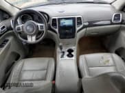 ✅ 2011 Jeep Grand Cherokee Laredo • VIN: 1J4RR4GGXBC558294 • Lot: 90277435. Wystawiony na Copart z przebiegiem 189 480 mil. Bezpłatny archiwum sprzedaży aukcyjnych z USA i szczegółowy raport historii pojazdu na DreamBid. Zdjęcie 8.