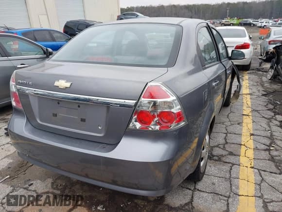 ✅ 2008 Chevrolet Aveo LS • VIN: KL1TD56618B047314 • Lot: 41628910. Wystawiony na IAAI z przebiegiem 72 802 mil. Bezpłatny archiwum sprzedaży aukcyjnych z USA i szczegółowy raport historii pojazdu na DreamBid. Zdjęcie 4.