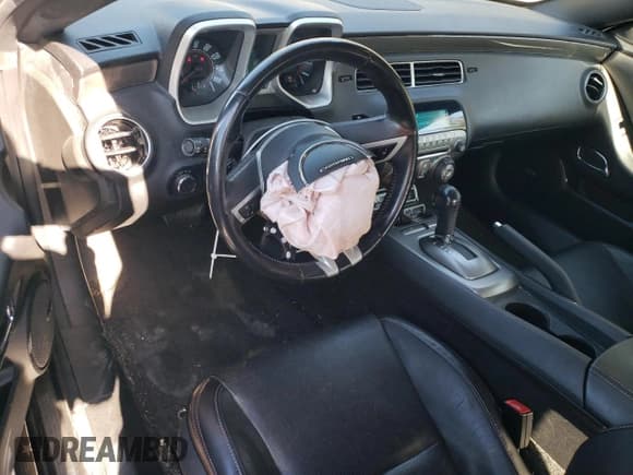 ✅ 2011 Chevrolet Camaro 2LT • VIN: 2G1FC1ED0B9195232 • Lot: 82398025. Listed on Copart with 122,707 mi. Free auction sales archive from the USA and detailed vehicle history report at DreamBid. Image 8.