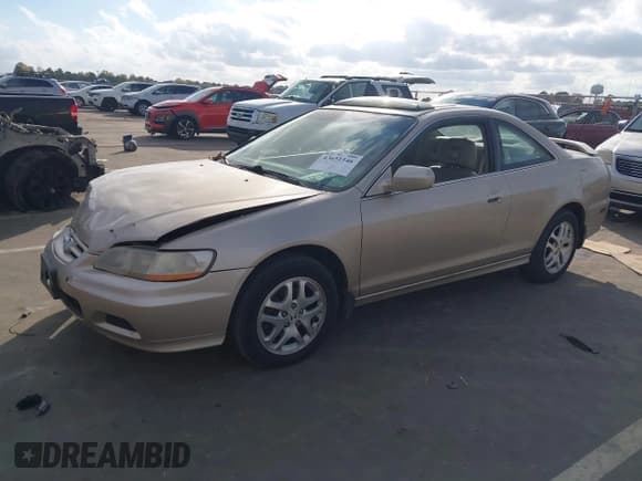✅ 2001 Honda Accord EX • VIN: 1HGCG225X1A000596 • Lot: 43651546. Listed on IAAI with 123,073 mi. Free auction sales archive from the USA and detailed vehicle history report at DreamBid. Image 17.
