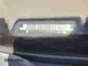 2002 Saturn VUE z VIN 5GZCZ23D22S811754, wystawiony jako Copart lot #56682225 z przebiegiem 282 775 mil mil oraz Szkoda całkowita • Salvage title. Historia ofert i sprzedaży dostępna na DreamBid. Obrazek 13.