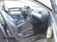 ✅ 2013 Volkswagen Passat SE • VIN: 1VWBP7A30DC076180 • Lot: 43032467. Listed on IAAI with 157,698 mi. Free auction sales archive from the USA and detailed vehicle history report at DreamBid. Image 5.