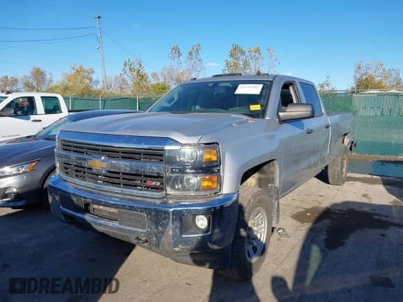 2015 Chevrolet Silverado 2500HD LT с VIN 1GC1KVEG7FF170119, выставлен на аукционе IAAI как лот 43331947 с пробегом 214 573 миль миль и . История ставок и продаж доступна на DreamBid. Изображение 2.