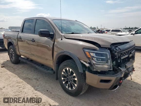 ✅ 2021 Nissan Titan SL • VIN: 1N6AA1ED9MN514521 • Lot: 70016785. Wystawiony na Copart z przebiegiem 63 766 mil. Bezpłatny archiwum sprzedaży aukcyjnych z USA i szczegółowy raport historii pojazdu na DreamBid. Zdjęcie 4.