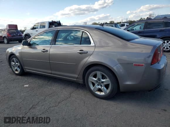 ✅ 2010 Chevrolet Malibu 1LT • VIN: 1G1ZC5EB8AF166439 • Lot: 75625924. Listed on Copart with 161,741 mi. Free auction sales archive from the USA and detailed vehicle history report at DreamBid. Image 2.