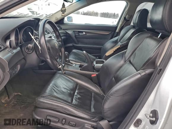 ✅ 2013 Acura TL Advance • VIN: 19UUA9F71DA800590 • Лот: 94985785. Опубликован ранее на Copart с пробегом 243 161 миль. Бесплатный доступ к архиву аукционных продаж из США и подробный отчёт об истории автомобиля на DreamBid. Изображение 7.