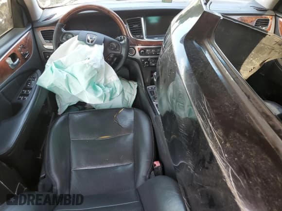 ✅ 2015 Hyundai Equus Signature • VIN: KMHGH4JH3FU093001 • Lot: 66931885. Wystawiony na Copart z przebiegiem Nie podano. Bezpłatny archiwum sprzedaży aukcyjnych z USA i szczegółowy raport historii pojazdu na DreamBid. Zdjęcie 8.