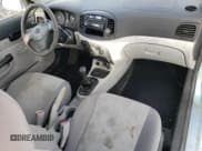 ✅ 2008 Hyundai Accent GS • VIN: KMHCM36C18U065279 • Лот: 88209375. Опубликован ранее на Copart с пробегом 203 760 миль. Бесплатный доступ к архиву аукционных продаж из США и подробный отчёт об истории автомобиля на DreamBid. Изображение 8.