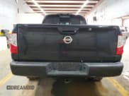 ✅ 2017 Nissan Titan SV • VIN: 1N6AA1F22HN553230 • Лот: 71956354. Опубликован ранее на Copart с пробегом Не указан. Бесплатный доступ к архиву аукционных продаж из США и подробный отчёт об истории автомобиля на DreamBid. Изображение 6.