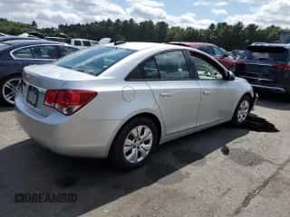2015 Chevrolet Cruze LS с VIN 1G1PA5SH0F7176261, выставлен на аукционе Copart как лот 70152285 с пробегом 101 132 миль миль и Списание • Salvage title. История ставок и продаж доступна на DreamBid. Изображение 3.