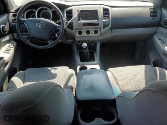 ✅ 2011 Toyota Tacoma • VIN: 5TFLU4EN7BX014761 • Lot: 57703435. Listed on Copart with 196,411 mi. Free auction sales archive from the USA and detailed vehicle history report at DreamBid. Image 8.