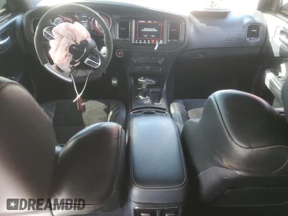 ✅ 2022 Dodge Charger SRT Hellcat Widebody • VIN: 2C3CDXL94NH237098 • Lot: 69197285. Wystawiony na Copart z przebiegiem 14 408 mil. Bezpłatny archiwum sprzedaży aukcyjnych z USA i szczegółowy raport historii pojazdu na DreamBid. Zdjęcie 8.