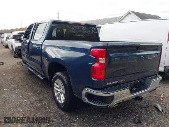 ✅ 2019 Chevrolet Silverado 1500 LT • VIN: 3GCUYDED7KG193050 • Lot: 43537138. Listed on IAAI with Not provided. Free auction sales archive from the USA and detailed vehicle history report at DreamBid. Image 3.