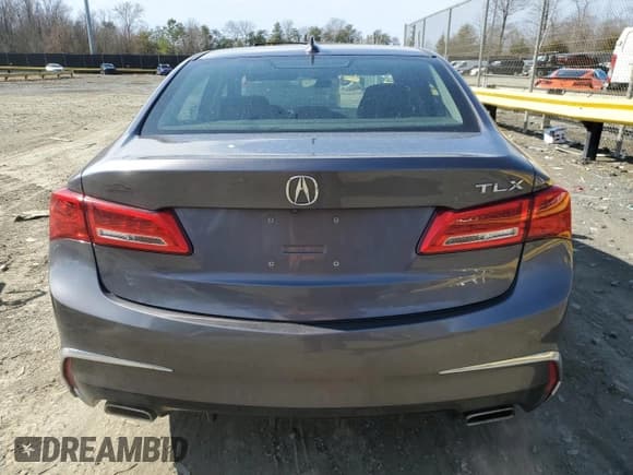 ✅ 2018 Acura TLX Technology • VIN: 19UUB2F57JA003839 • Lot: 48156615. Listed on Copart with 79,204 mi. Free auction sales archive from the USA and detailed vehicle history report at DreamBid. Image 6.