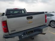 ✅ 2007 Chevrolet Silverado 2500HD 1LT • VIN: 1GCHC23K67F523209 • Lot: 41925957. Wystawiony na IAAI z przebiegiem 250 138 mil. Bezpłatny archiwum sprzedaży aukcyjnych z USA i szczegółowy raport historii pojazdu na DreamBid. Zdjęcie 16.