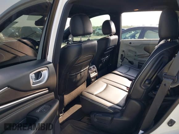 ✅ 2020 Infiniti QX60 Luxe • VIN: 5N1DL0MN7LC525683 • Лот: 42022763. Опубликован ранее на IAAI с пробегом 70 575 миль. Бесплатный доступ к архиву аукционных продаж из США и подробный отчёт об истории автомобиля на DreamBid. Изображение 8.