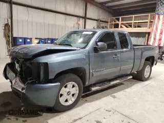 ✅ 2007 Chevrolet Silverado 1500 2LT • VIN: 2GCEK190X71731624 • Lot: 41512455. Listed on Copart with 252,920 mi. Free auction sales archive from the USA and detailed vehicle history report at DreamBid. Image 1.