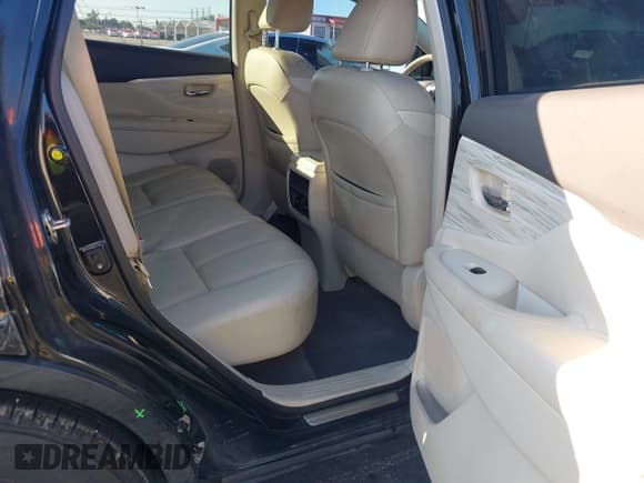 ✅ 2017 Nissan Murano Platinum • VIN: 5N1AZ2MG1HN126357 • Лот: 43708338. Опубликован ранее на IAAI с пробегом 95 343 миль. Бесплатный доступ к архиву аукционных продаж из США и подробный отчёт об истории автомобиля на DreamBid. Изображение 8.