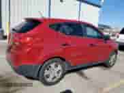 2012 Hyundai Tucson GL z VIN KM8JT3ABXCU340701, wystawiony jako Copart lot #85144885 z przebiegiem 147 376 mil mil oraz Szkoda całkowita • Salvage title. Historia ofert i sprzedaży dostępna na DreamBid. Obrazek 3.