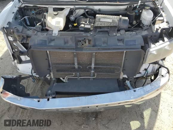 2018 Chevrolet Express Passenger LT с VIN 1GAZGPFG5J1330978, выставлен на аукционе Copart как лот 78253274 с пробегом 97 745 миль миль и Списание • Salvage title. История ставок и продаж доступна на DreamBid. Изображение 12.