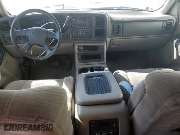 ✅ 2003 Chevrolet Suburban LT • VIN: 1GNFK16Z63J105731 • Lot: 58167605. Listed on Copart with 226,957 mi. Free auction sales archive from the USA and detailed vehicle history report at DreamBid. Image 8.