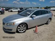 ✅ 2016 Volvo V60 T5 Drive-E Premier • VIN: YV140MEKXG1291852 • Lot: 84813555. Listed on Copart with 133,931 mi. Free auction sales archive from the USA and detailed vehicle history report at DreamBid. Image 1.