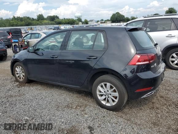 ✅ 2018 Volkswagen Golf S • VIN: 3VWB17AU4JM280663 • Lot: 68312605. Wystawiony na Copart z przebiegiem 10 375 mil. Bezpłatny archiwum sprzedaży aukcyjnych z USA i szczegółowy raport historii pojazdu na DreamBid. Zdjęcie 2.