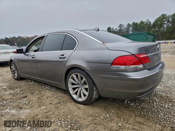 ✅ 2008 BMW 7 Series 750Li • VIN: WBAHN83588DT87537 • Лот: 94941265. Опубликован ранее на Copart с пробегом 168 425 миль. Бесплатный доступ к архиву аукционных продаж из США и подробный отчёт об истории автомобиля на DreamBid. Изображение 2.